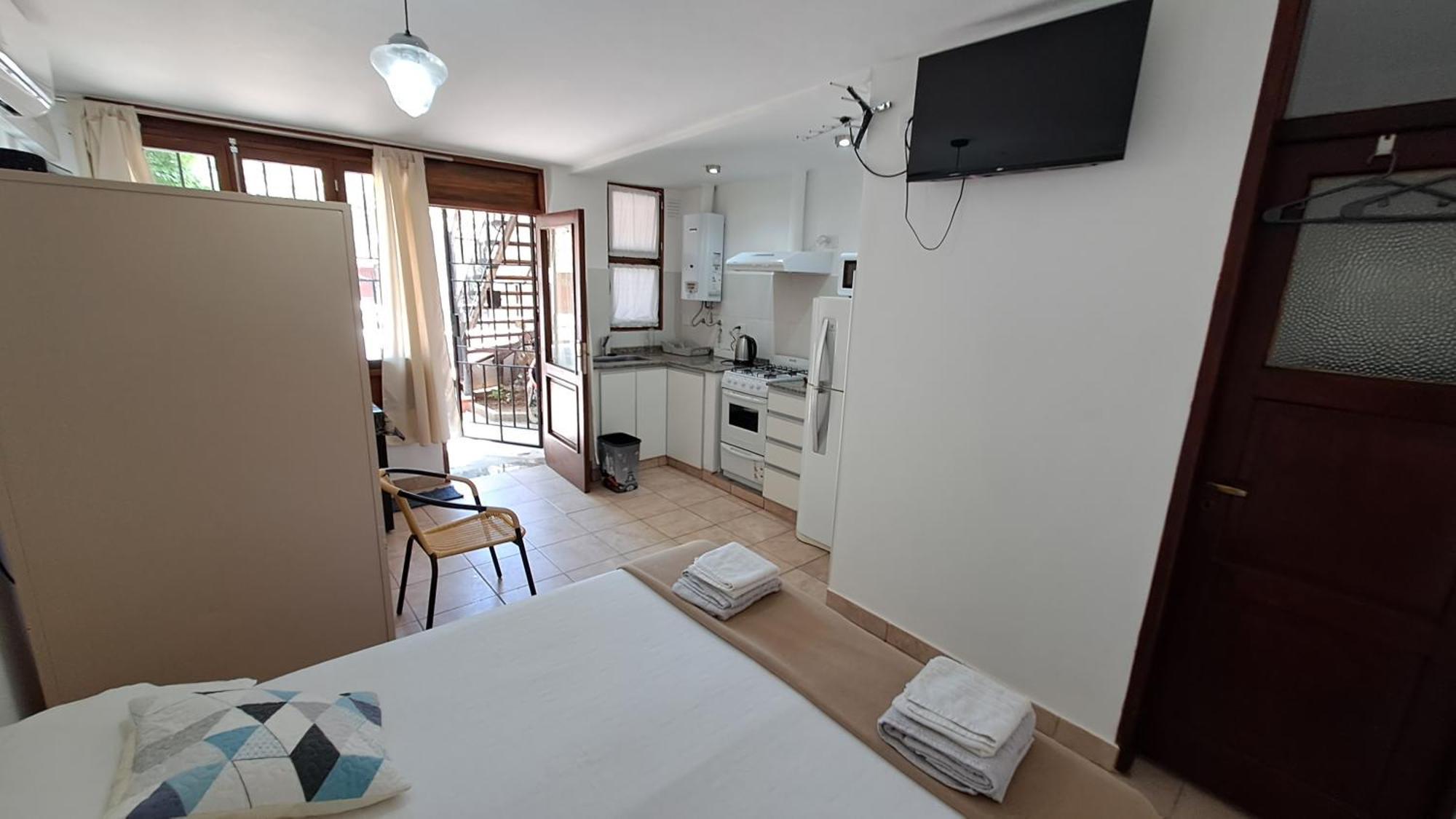 Departamentos Av. Uruguay - * Salta