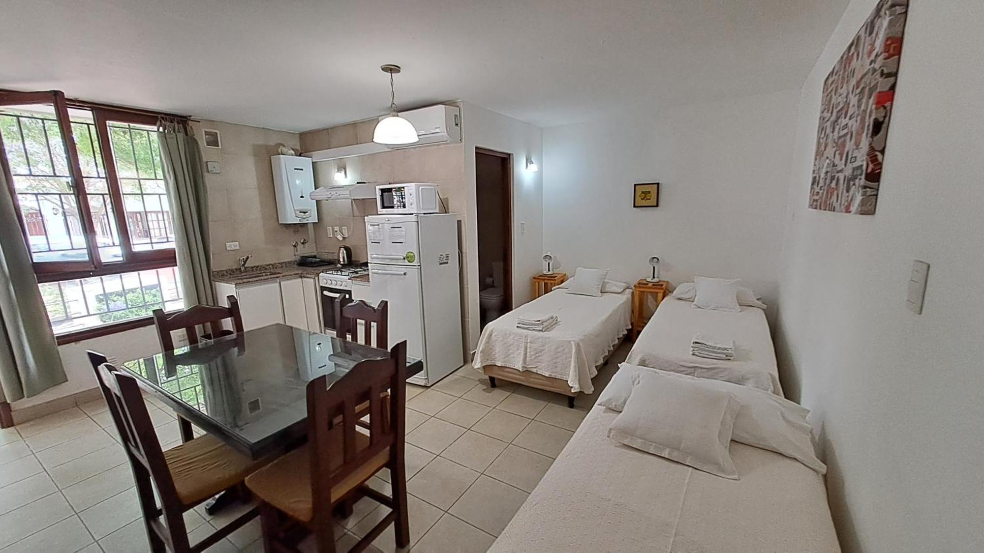 Departamentos Av. Uruguay - Apartamento Salta
